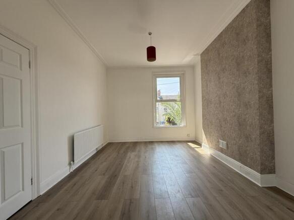 Neath Road 60 - Dining Room.jpg