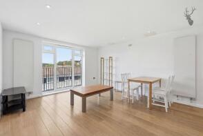 Flat 9, 64, Bacon Street, London E2 6DY