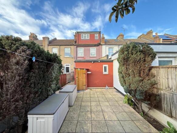 Wingate Road, Ilford photo 2
