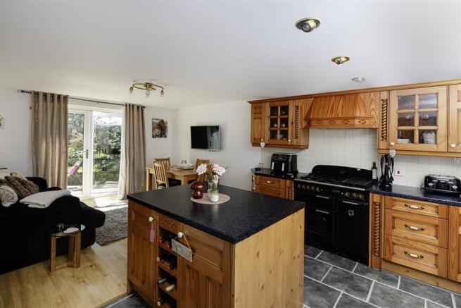 3 bed End of Terrace for sale Image 6