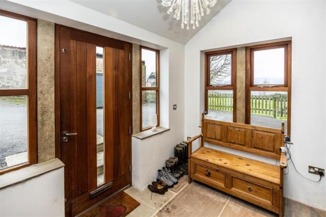 5 bed Barn Conversion for sale Image 4