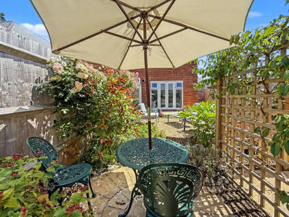 Thresher Way, Wimborne, BH21 4