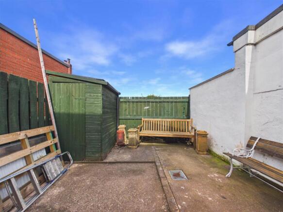 2 bed Terraced for sale Image 11