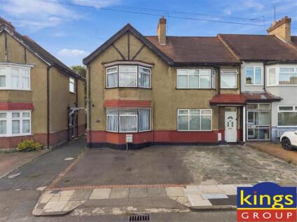 Devonia Gardens, Edmonton, N18