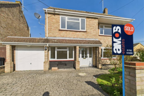 46, Oak Walk, Hockley SS5 5AR