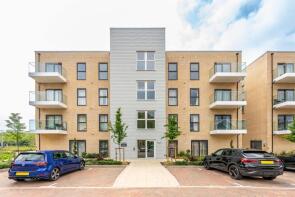 Flat 4, 22, Fairhaven Drive, Reading RG2 6BG