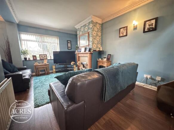 IMG_7043 (Large).jpg