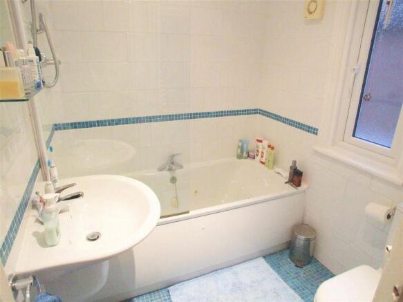 Photo 6