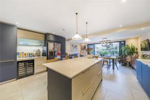 305, Osier Crescent, Hornsey, London N10 1RD