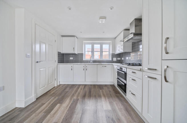 1389193-11-694010...