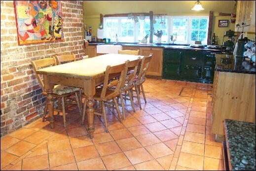 Kitchen/Breakfast
