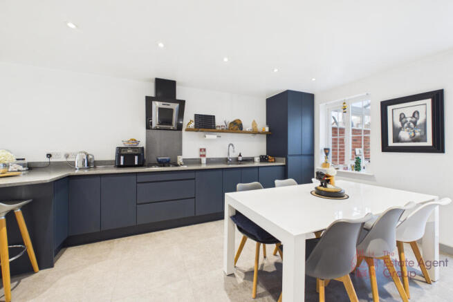 Kitchen / Diner