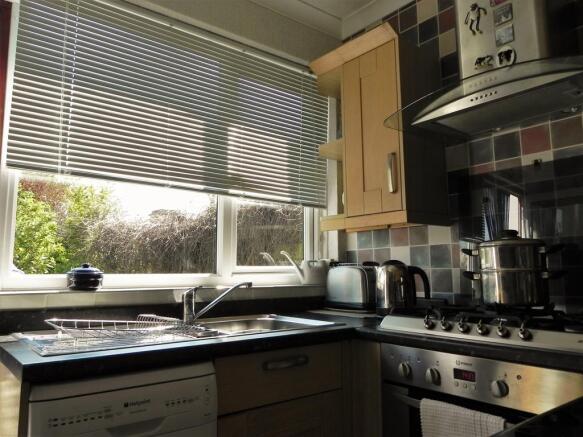 Kitchen 1 (Property Image)