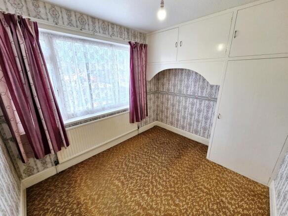 2 bed Semi-Detached Bungalow for sale Image 8