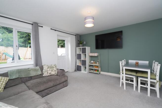 Sitting/Dining Room