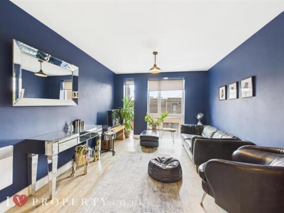 CAM05016G0-PR0067-ST