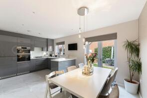77, Beacon Avenue, Kings Hill, West Malling ME19 4LH