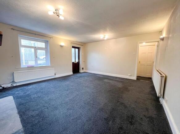 2 bed Semi-Detached Bungalow for sale Image 11