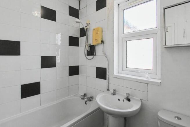 1 bed Terraced for sale Image 4