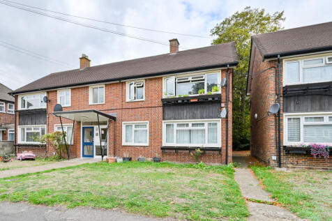 Anne Way, West Molesey, KT8
