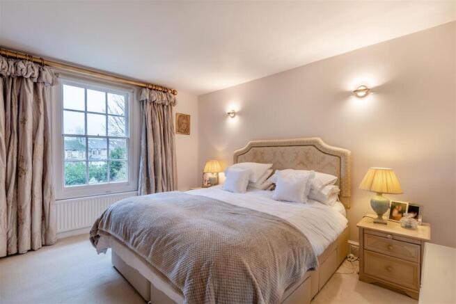 8636185-interior19.jpg
