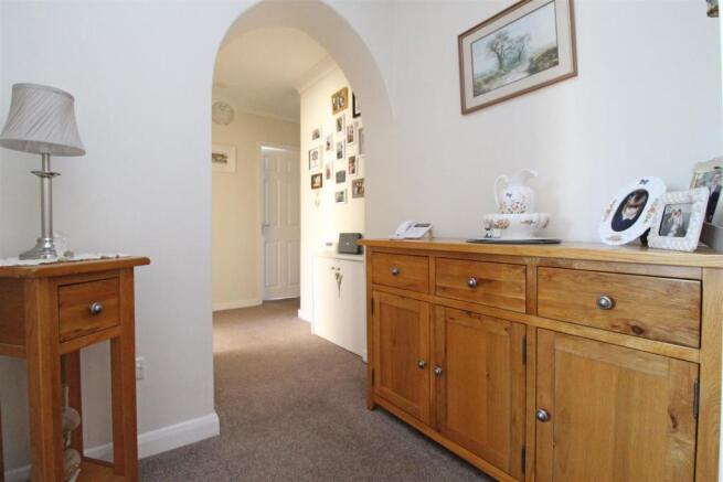Hallway.jpg