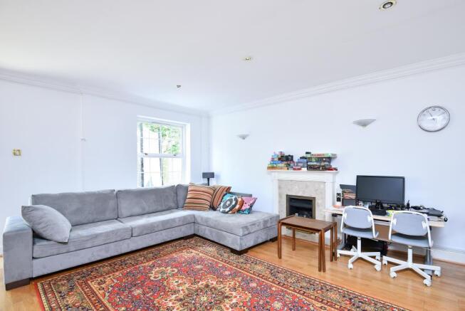 Living Area/Dining Area