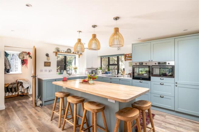 260422 - Cople Cottage, 34 Northill Road, Cople - 