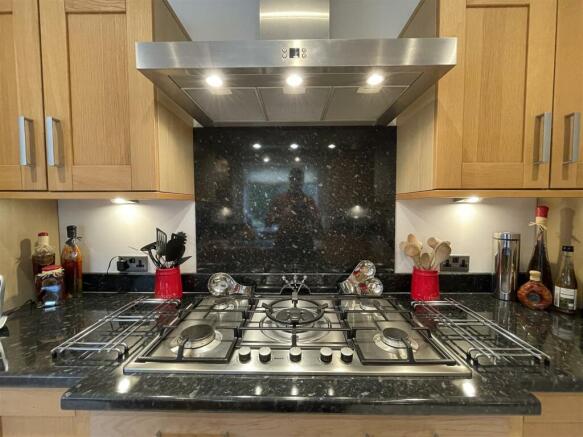 Kitchen hob.jpg