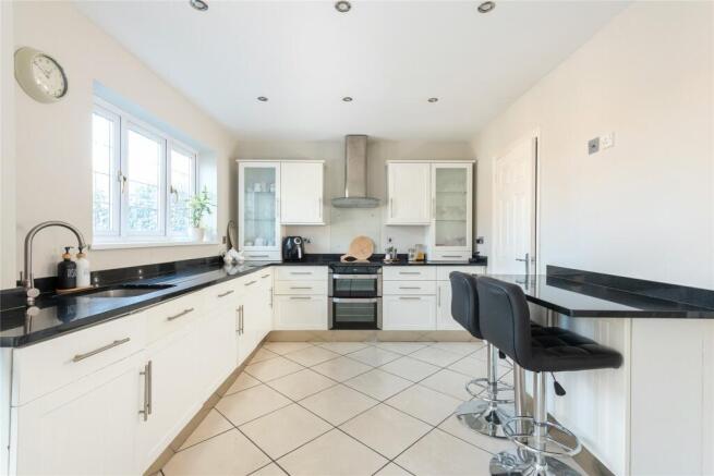 Kitchen/Breakfast Rm