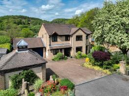 Brackendale, Hollins Wood Close, Lea Bridge, Matlock DE4 5AD