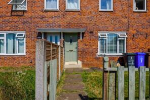 7, Witney Walk, Blurton, Stoke-on-trent ST3 3LY