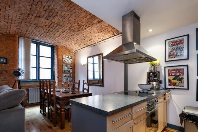 lounge kitchen.jpg