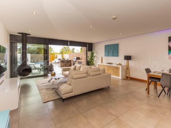 Sunray Village 4 Bed Modern Townhouse For Sale (8)