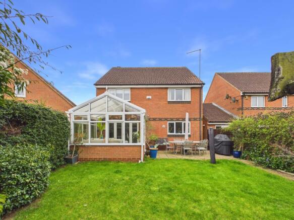 2. CAM04922G0-PR0130-STILL026