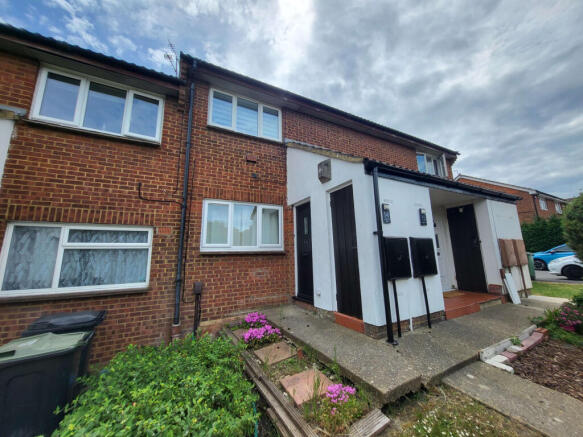 1 bedroom Apartment for Sale