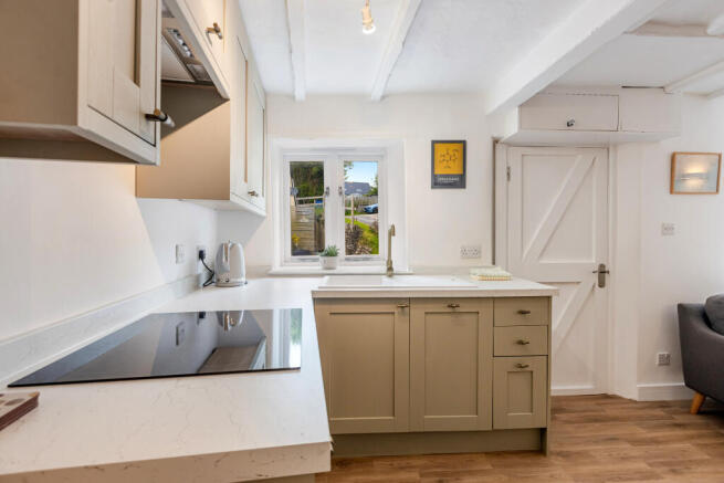 9 Kitchen Blackawton, Fleur Cottage - 240521