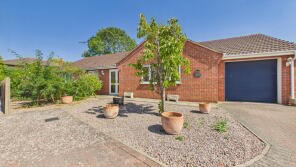 3, Wexford Close, Bourne PE10 9GY