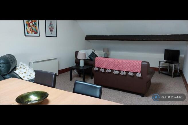 Large Lounge / Dining Room