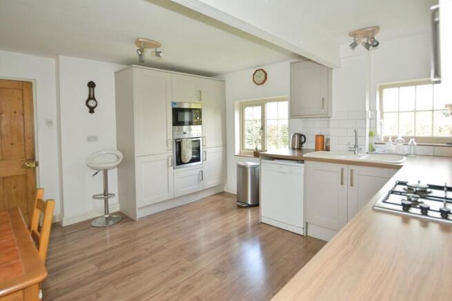 Kitchen-Breakfast...