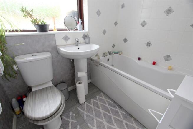 Bathroom.jpg