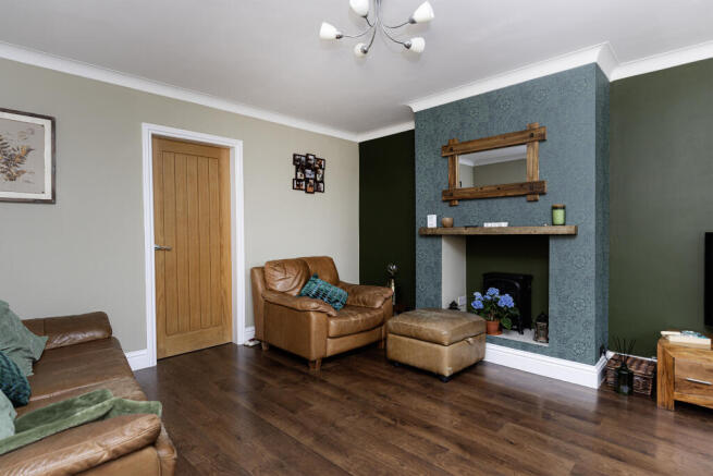 2 bed Semi-Detached for sale Image 6