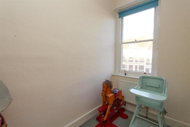 BEDROOM 3.jpg