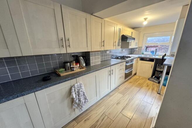 Upper Hibbert Lane, Marple, SK6 photo 3