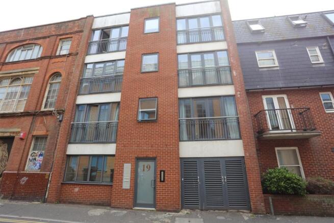 1, 19 Tichborne Street External.JPG