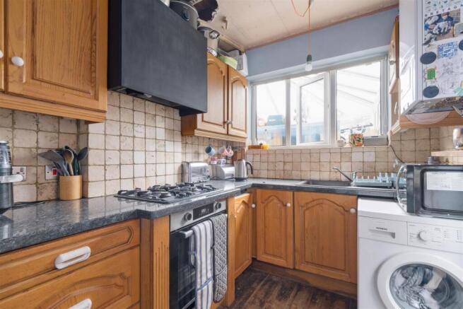 3 bed Detached for sale Image 10