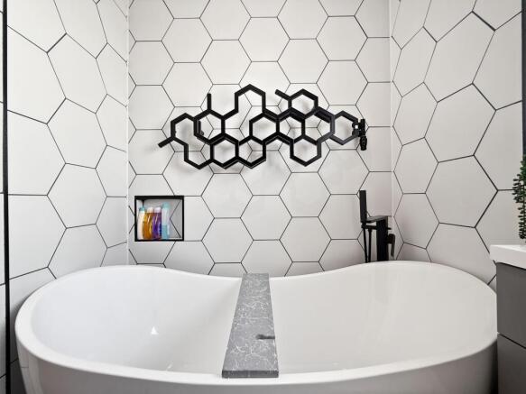 Bath/Shower Room