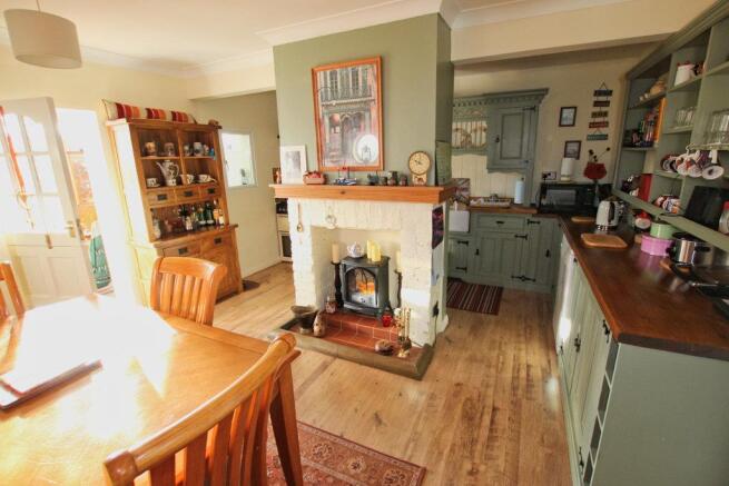 DINING KITCHEN