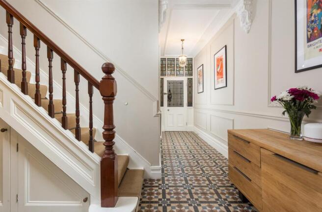 4 bed House for sale Image 11