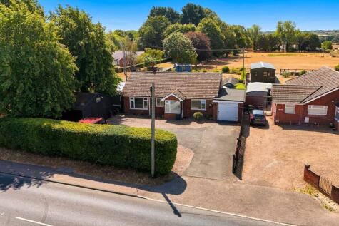 High Road Roydon, Diss